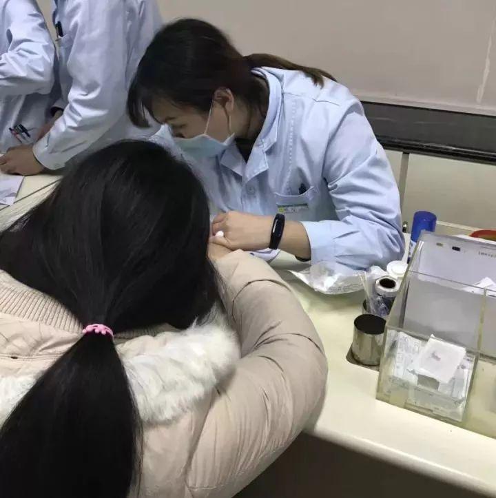 全球确诊超20万例(全球确诊逾231万) 全球确诊超20万例(全球确诊逾231万)