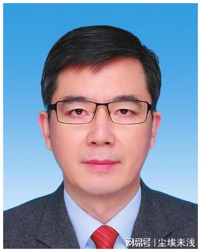 大连卢书记长什么样/大连卢书记图片 大连卢书记长什么样/大连卢书记图片