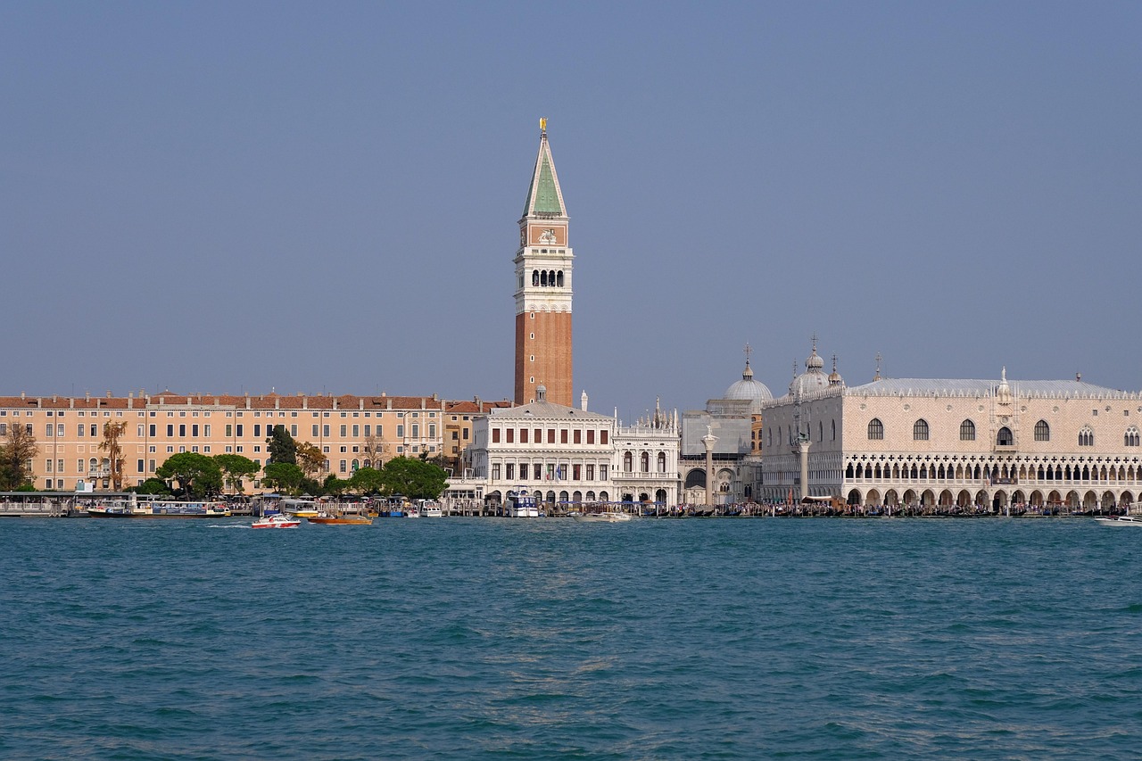 【新疆喀什最近怎么了,新疆喀什怎么封城了】