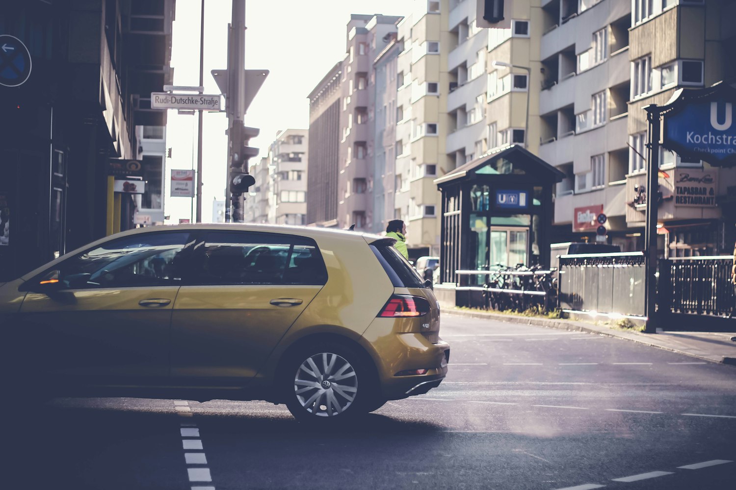 【劳斯莱斯银云加长版/劳斯莱斯银云图片大全】