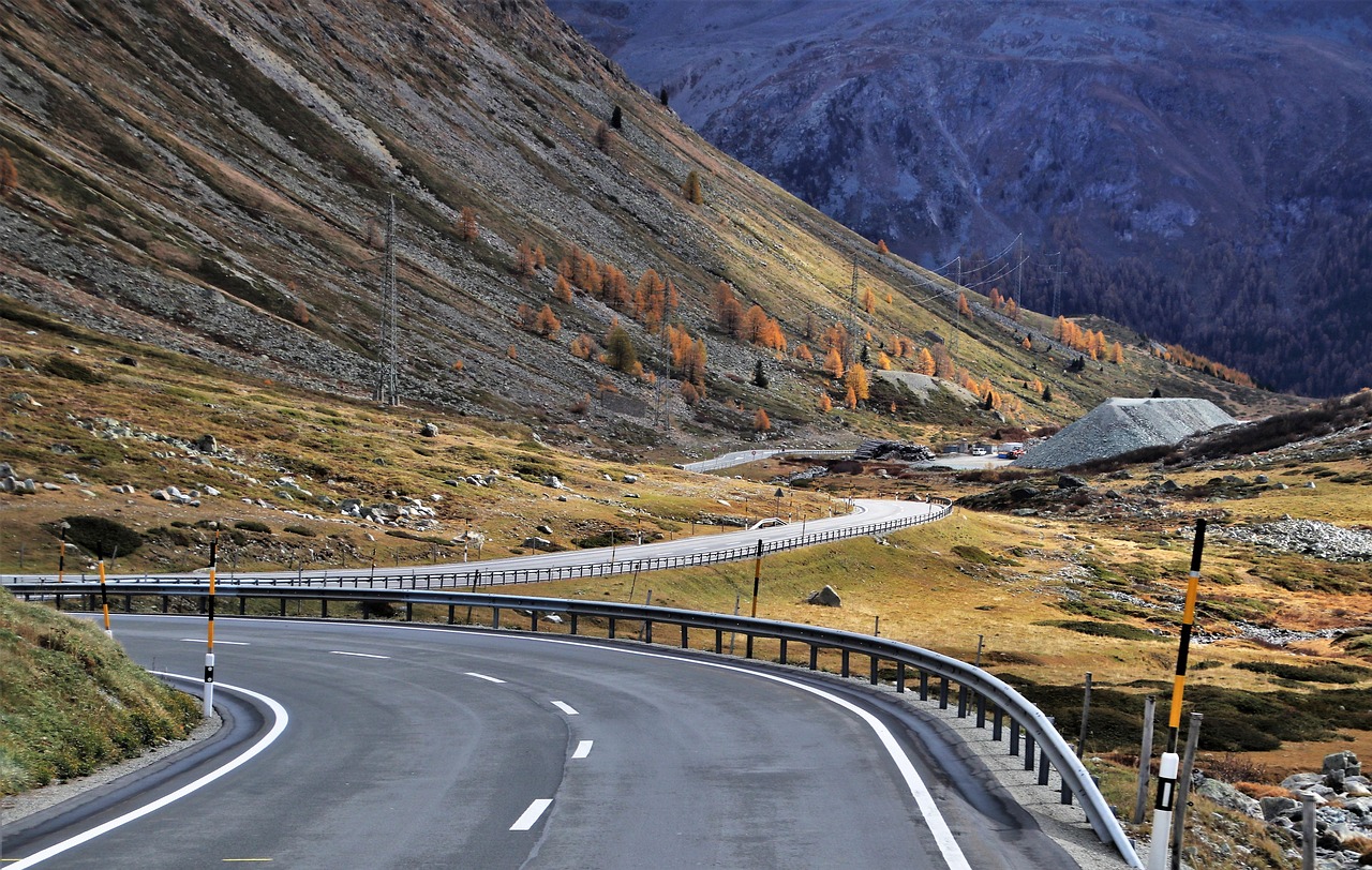 国庆期间高速公路免费几天(高速跑到一半开始免费怎么算) 国庆期间高速公路免费几天(高速跑到一半开始免费怎么算)