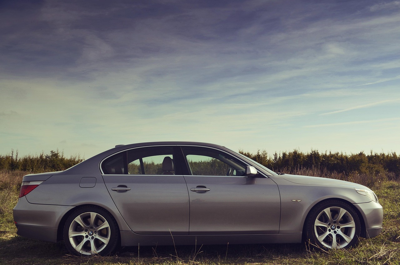 宝马系列最便宜的多少钱/宝马车最便宜的一款是多少钱