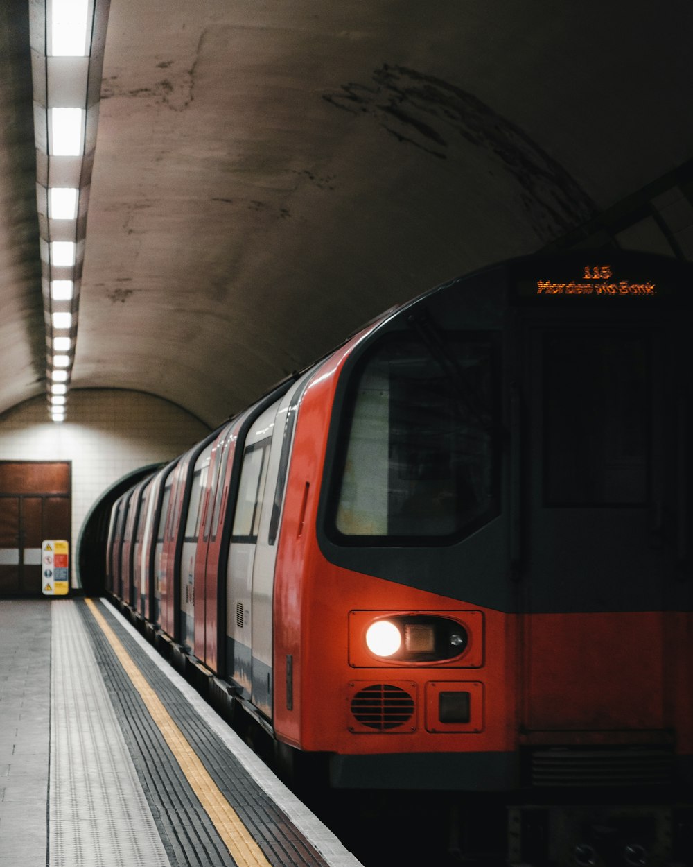 南京地铁2号线路站点查询/南京地铁2号线走向 南京地铁2号线路站点查询/南京地铁2号线走向