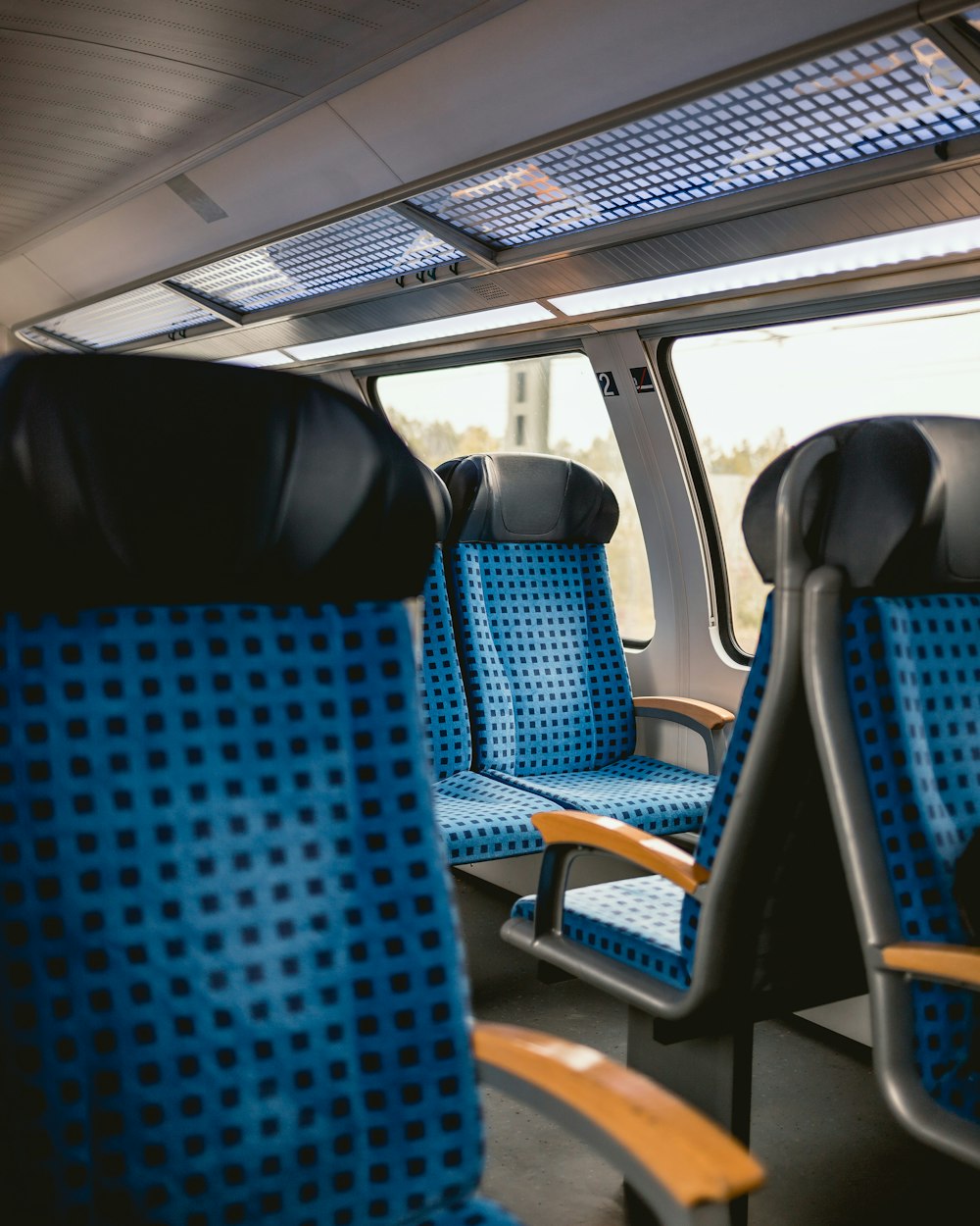 福特mpv6座家庭用车/福特mpv6座家庭用车价格 福特mpv6座家庭用车/福特mpv6座家庭用车价格