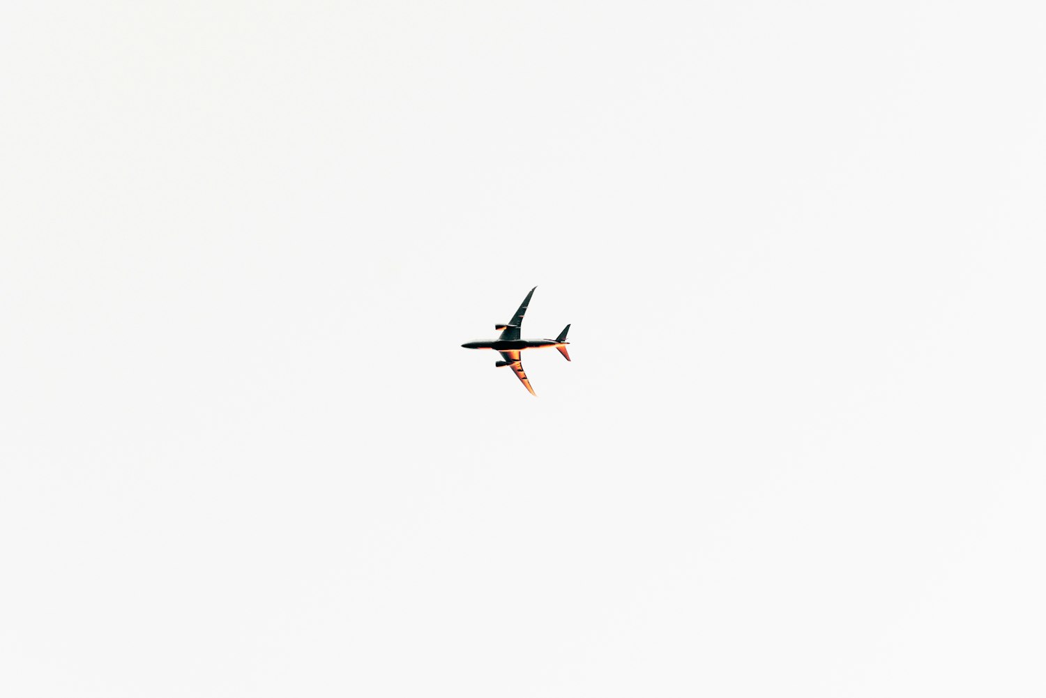 【最新疫情正能量句子,最新疫情正能量句子图片】